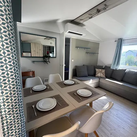 95, Wi-fi, 8 People 4-star Des Reves